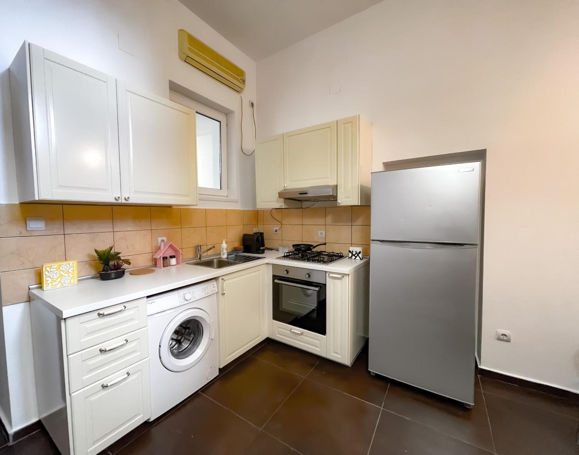 Cool Flat In The Heart Of Bucharest'S Fun And History Apartman Kültér fotó