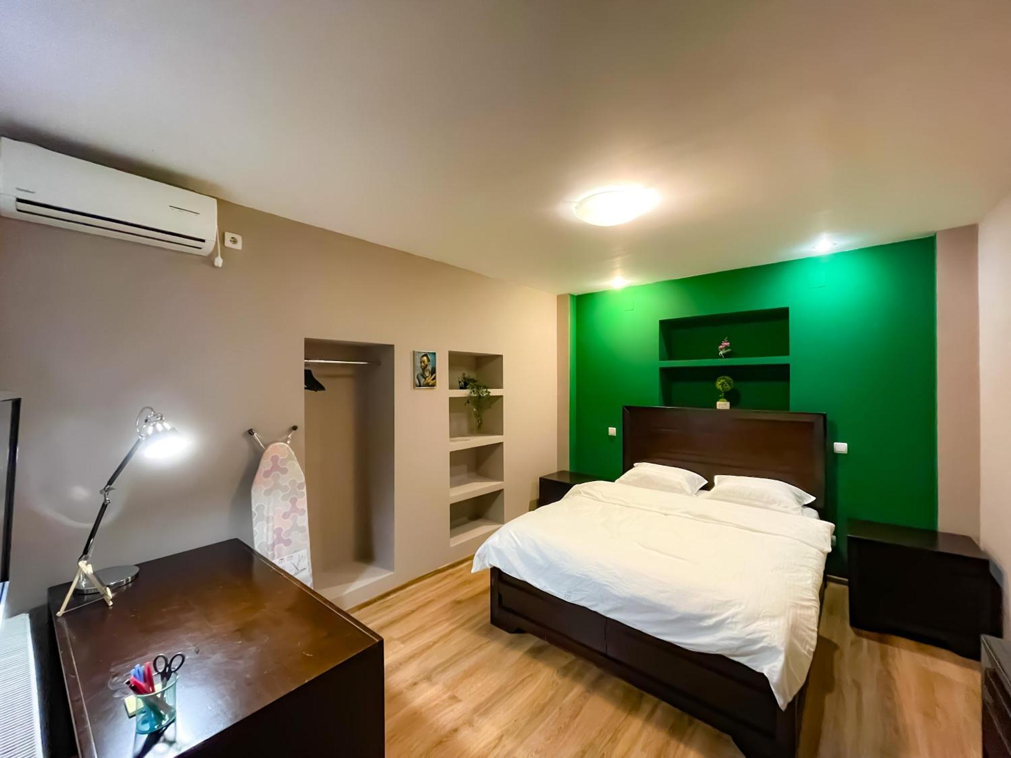 Cool Flat In The Heart Of Bucharest'S Fun And History Apartman Kültér fotó